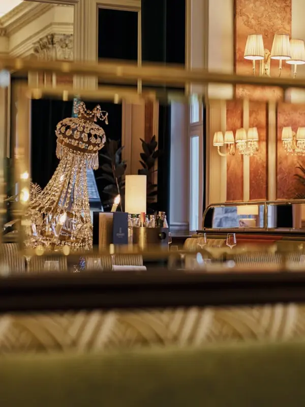 Bar with a crystal crown and elegant interior design.